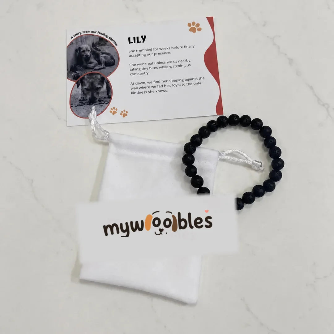 mywoobles bracelet with pouch and card received by a customer